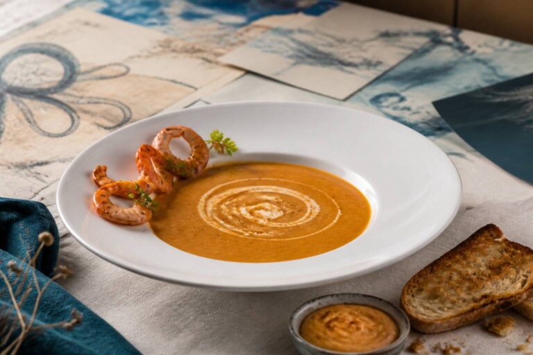 Délice crémeux : la bisque de gambas à savourer